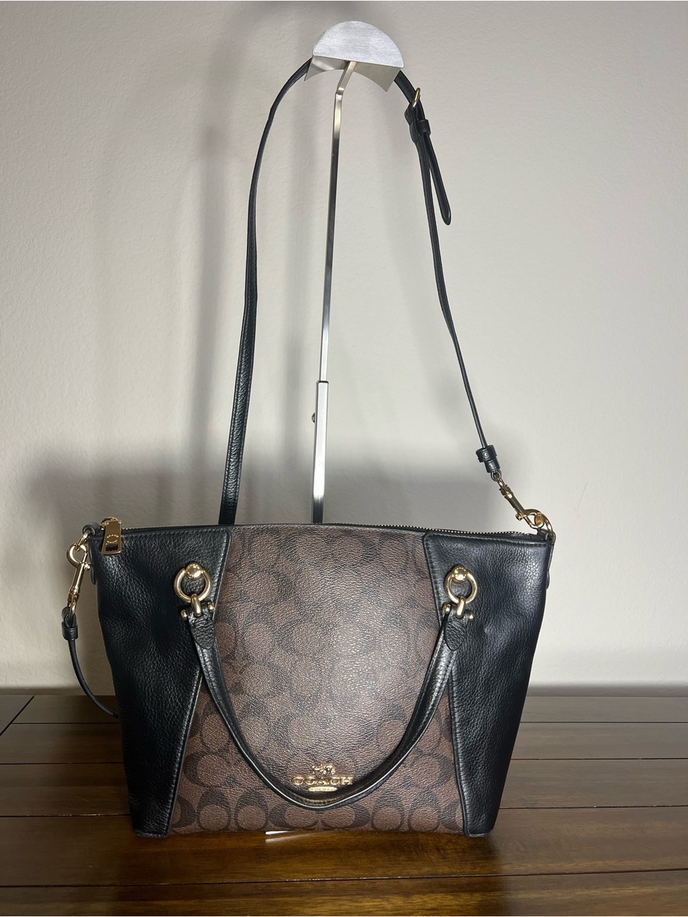 Coach Kacey Satchel Bag In Signature Canvas